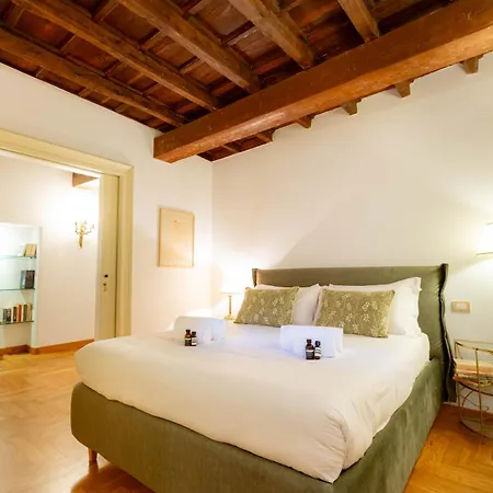 Pantheon Luxury House - Zeno 28
