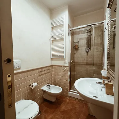 Residenza Sciarra Bed & Breakfast 3*