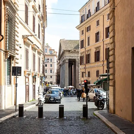 Apartmán Con Terrazzino Al Pantheon Řím