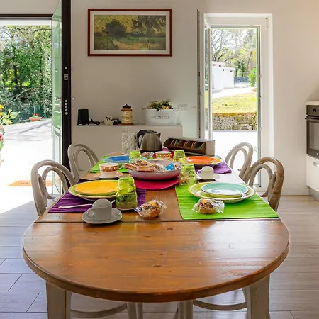 Woody Holiday home Rome