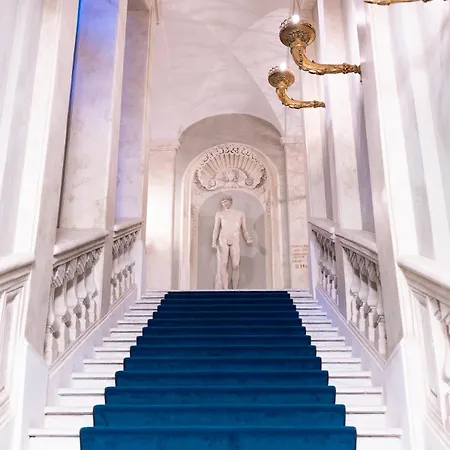 Palazzo - The Leading Of The World 5* Roma