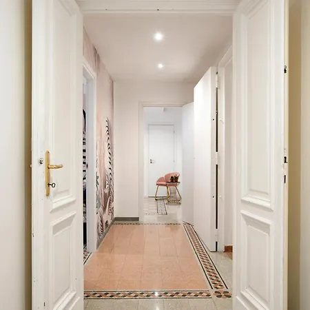 Sant'agnese Metro Apartment *