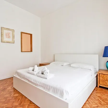 Paravia Vatican Apartament Apartment