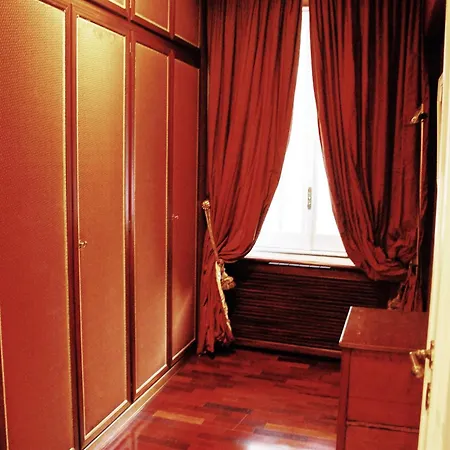 Apartamento Tridente Storico *