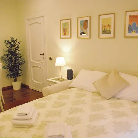 Apartamento Tridente Storico