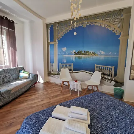 La Finestra Sul Mondo Bed & Breakfast Rome