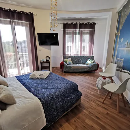 La Finestra Sul Mondo Bed & Breakfast