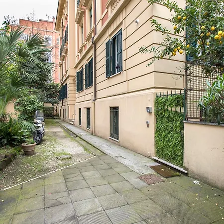 Sant'agnese Metro Apartment