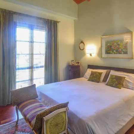 6 Bedroom Awesome In Vakantiehuis Rome
