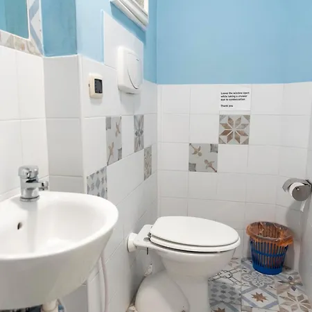 Guest house Fruitroom Rome 3*