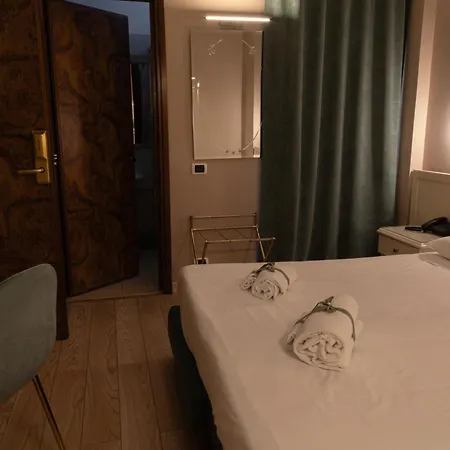 Hotel Santa Maura Rome