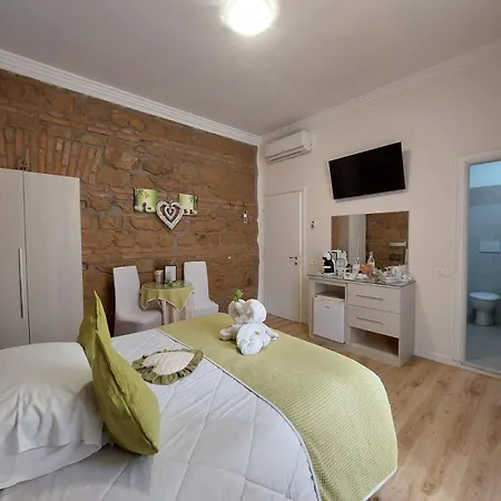 Freedom Bed & Breakfast 2*