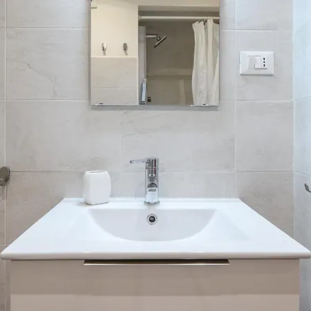 - Bel Poggio Apartment *