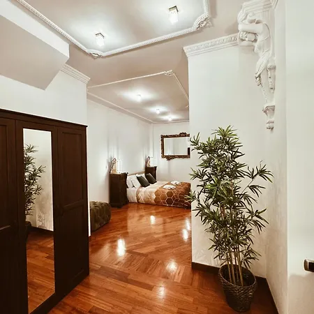 Guest house Residenza Tritone Luxury Trevi Fountain *