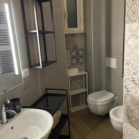 Dimora Del Papa * Roma