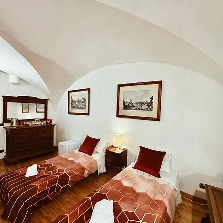 Residenza Tritone Luxury Trevi Fountain *
