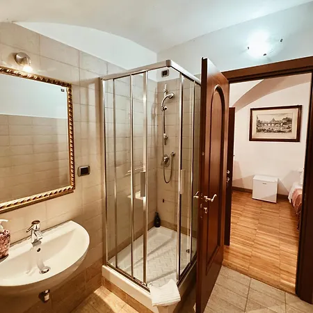 Residenza Tritone Luxury Trevi Fountain * 로마