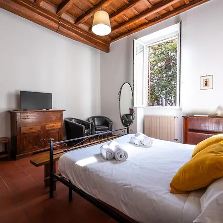 San Calisto Apartment