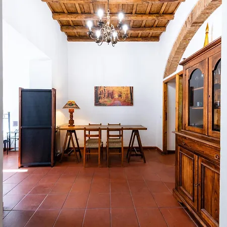 Apartment San Calisto