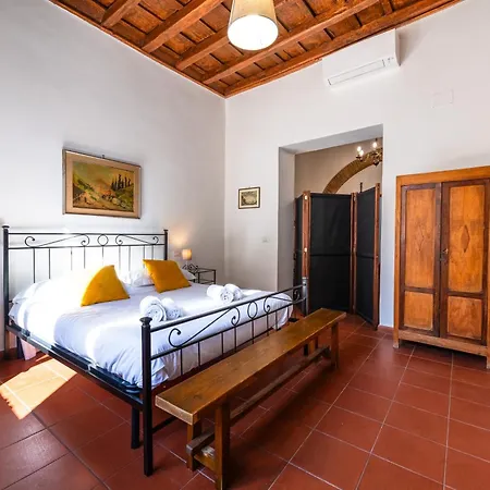 San Calisto Apartment Rome