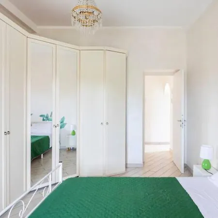 Apartament Per Chi Ama Prendere Il Caffe In Terrazzo
