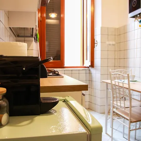 Casa Angelina - Zona Sangiovanni * Roma