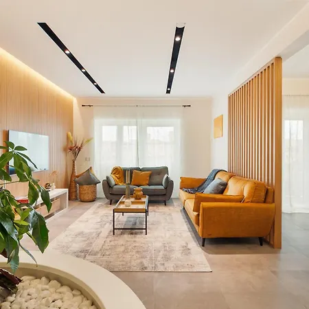 Domus Regum Apartment