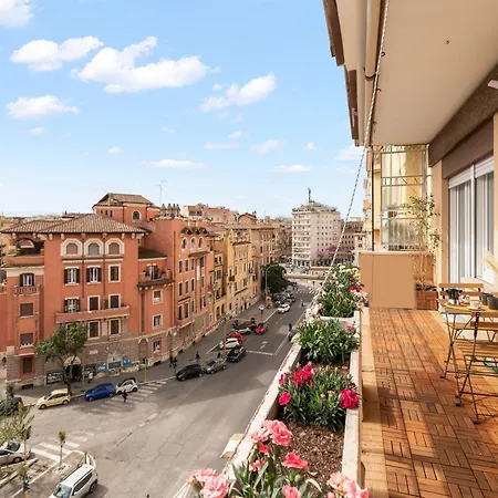 Domus Regum Apartment