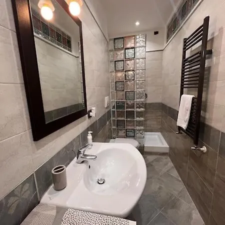 Casa De Calvi A Monteverde Rome