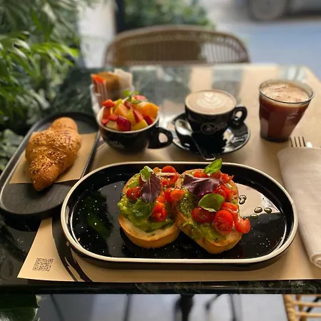 Ξενοδοχείο Tree Charme Augusto Luxury 3*