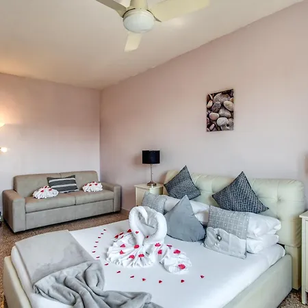 Nuovo Colonna - San Giovanni Apartment Rome