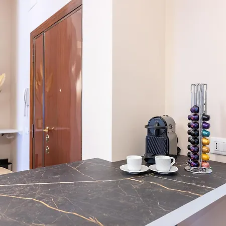 Holy Hideaway: 3bedrooms Near The Vatican Apartment Rome