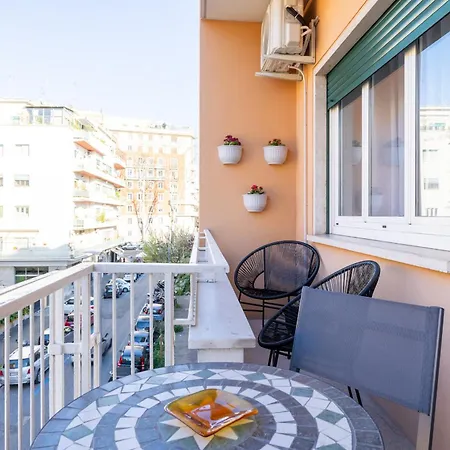Holy Hideaway: 3bedrooms Near The Vatican Apartment Rome