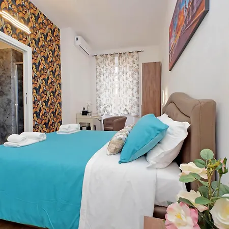 Misa San Lorenzo Guest house *