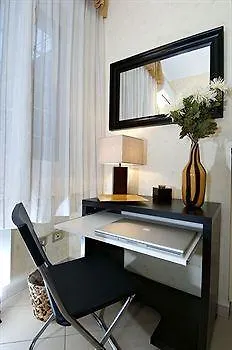 Bed & Breakfast Emozioni Romane 2*