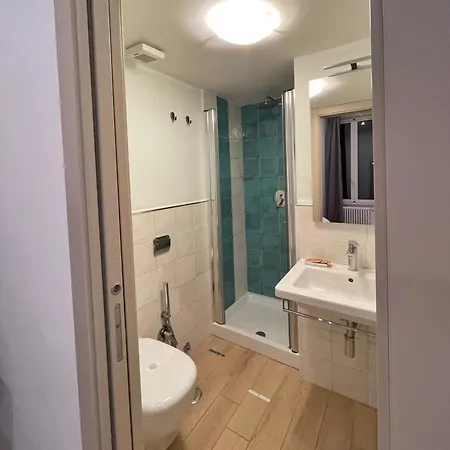 Guest house 101 *