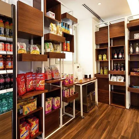 Hilton Garden Claridge 4* Rome