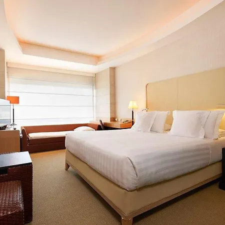 Precise House Mantegna Hotel *