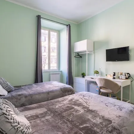 Leoni Di Giada - Close To Station 3*