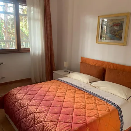 Mostacciano Ifo Apartment