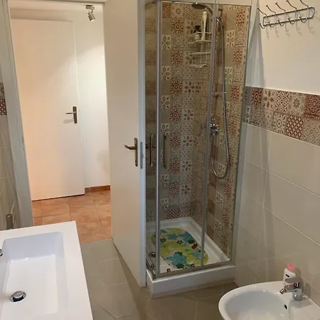 Mostacciano Ifo Apartment *
