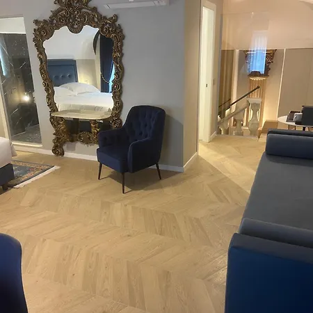 Luxury Blue Suites- Imperial