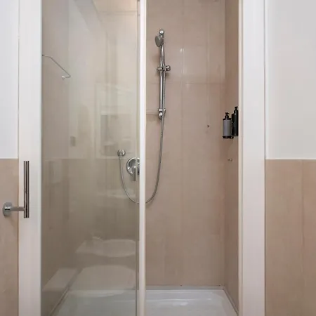 Bed & Breakfast Sky Blue Place 2*