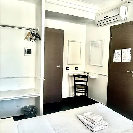 Hostal Palace *