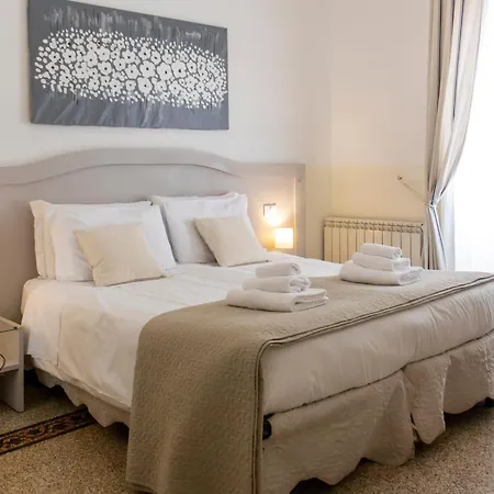 Bed & Breakfast Biancoreroma 2*