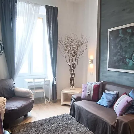 Correa Vatican Hospitality Guest house *