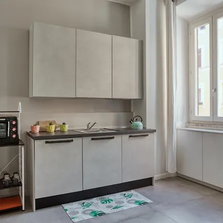 Clausim Domus: New Brightful Flat Next To The Vatican Apartment Rome