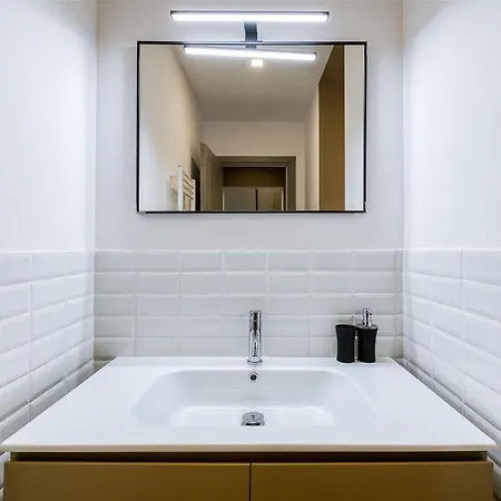 Clausim Domus: New Brightful Flat Next To The Vatican Roma