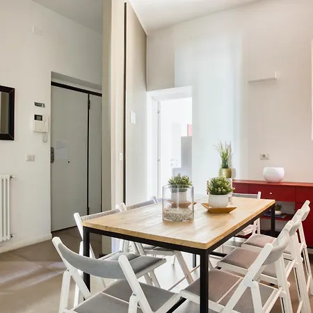 Clausim Domus: New Brightful Flat Next To The Vatican Roma