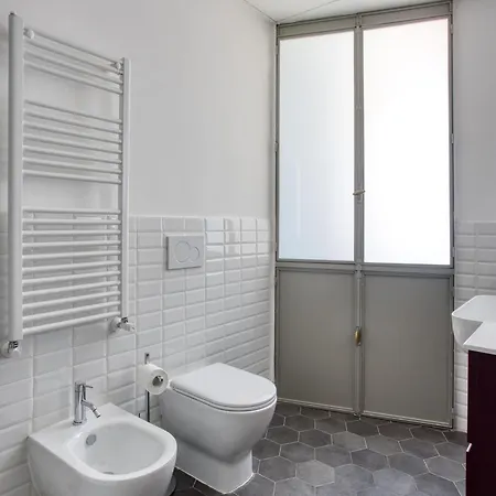 Clausim Domus: New Brightful Flat Next To The Vatican Apartamento